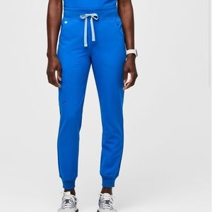 FIG SCRUB PANTS - HIGH WAISTED ZAMORA
PETITE W/ YOGA WB